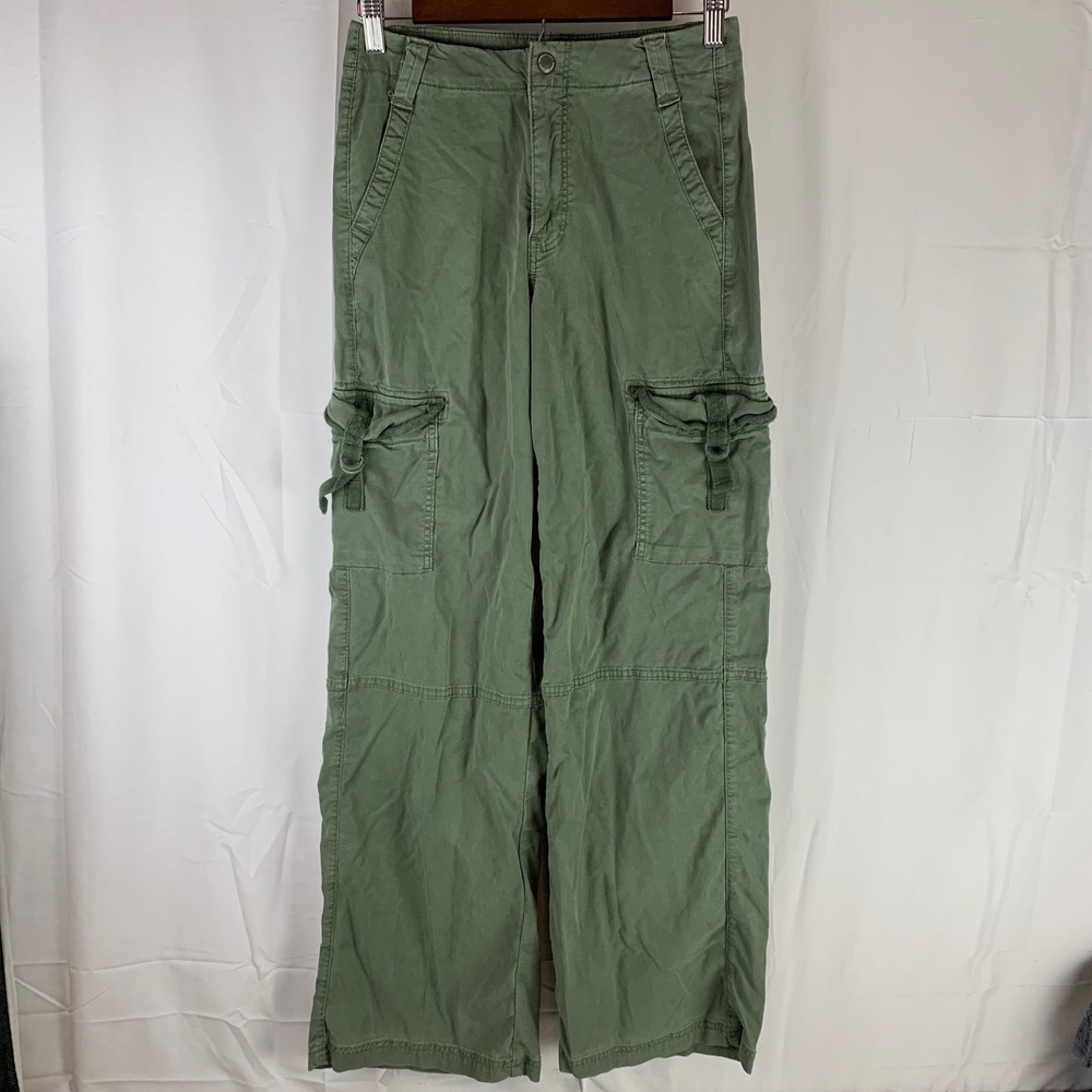 American Eagle Cargo Pants Womens 2 Olive Green Wide‎ Leg Stretch Utility